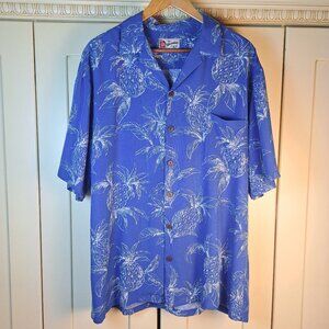 Made in Hawaii Men's Vintage Blue Pineapple Print Button Down XL
